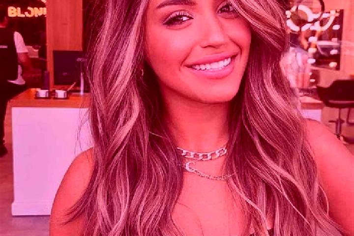 Ava, 28, a dark blonde brown-eyed caribbean companion based in Moimenta da Beira. Offering Dinner Date, Overnight, OWO. Available for incall and outcall, day...
