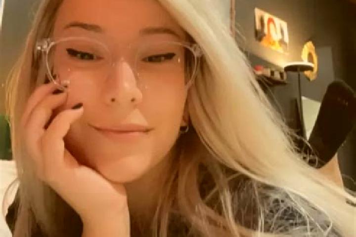 Ava, 28, a dark blonde hazel-eyed ebony companion based in San Carlos de Guaroa. Offering Striptease, 69, Domination, Overnight, Couples. Available for incal...