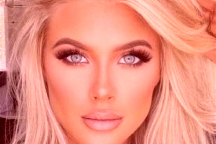 Ava, 28, a platinum blonde green-eyed slavic companion based in Machemont. Offering Domination, Couples, A-Level. Available for incall and outcall, day and e...