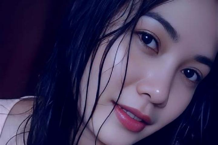 Ava, 28 — Escort in Bulak, Indonesia