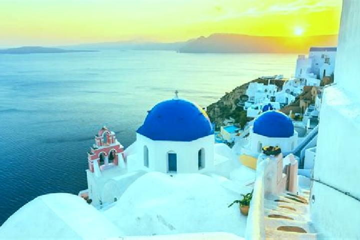 Ava, 28 — Escort in Lithotopos, Greece