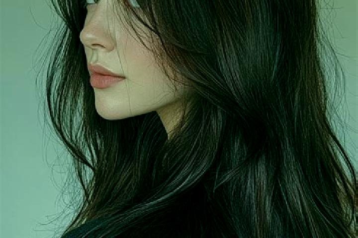 Ava, 29, a auburn brown-eyed european companion based in Dad. Offering Roleplay, Domination, CIM. Available for incall and outcall, day and evening dates.