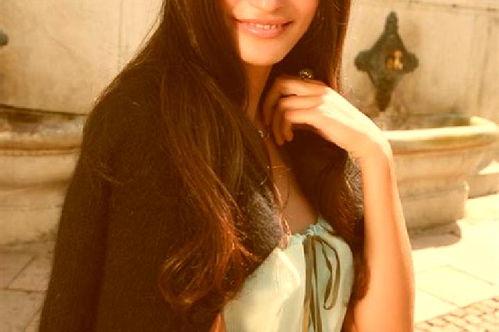 Ava, 29 — Escort in Aksoy, Turkey