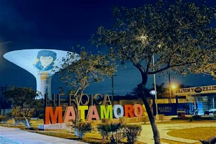 Ava, 29 — Escort in Matamoros los Hoyos, Mexico