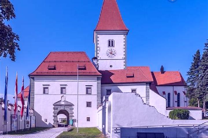Ava, 30 — Escort in Eberndorf, Austria
