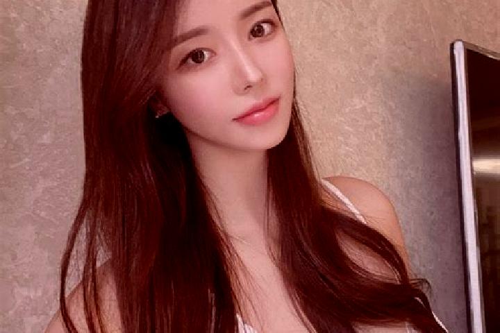 Ava, 30 — Escort in Xiawuqi, China