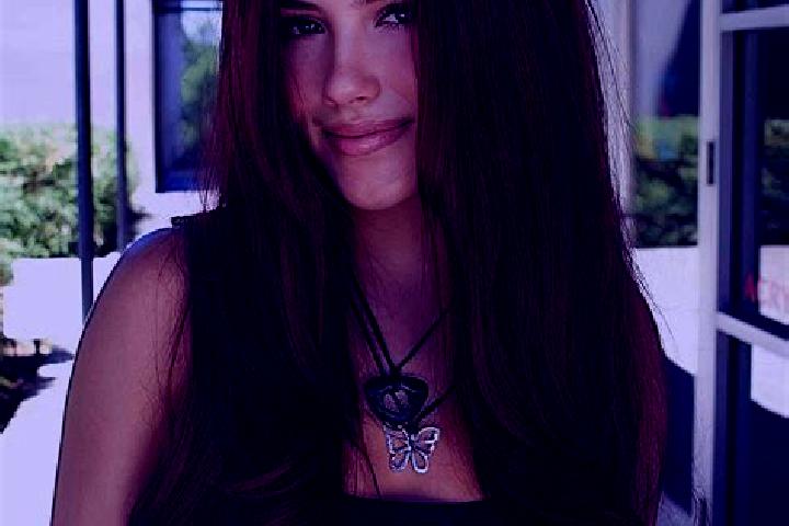 Ava, 31, a auburn dark-eyed european companion based in Amir Timur. Offering Massage, Deep French Kissing, 69, BDSM, Overnight. Available for incall and outc...