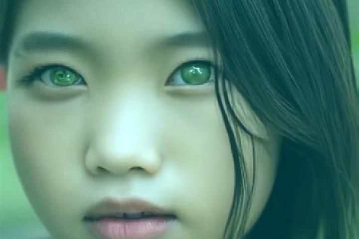 Ava, 31, a brunette green-eyed asian companion based in Mirandela. Offering OWO, Fetish, Girlfriend Experience, Massage. Available for incall and outcall, da...