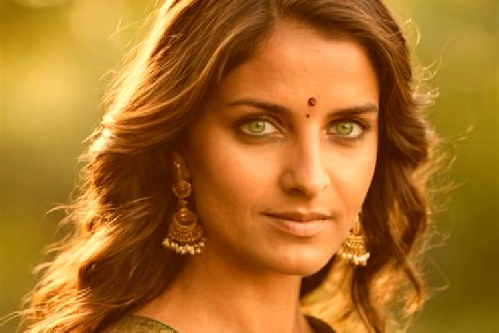 Ava, 31, a brunette green-eyed indian companion based in Iballe. Offering Erotic Massage, CIM, Fetish, 69, Prostate Massage. Available for incall and outcall...