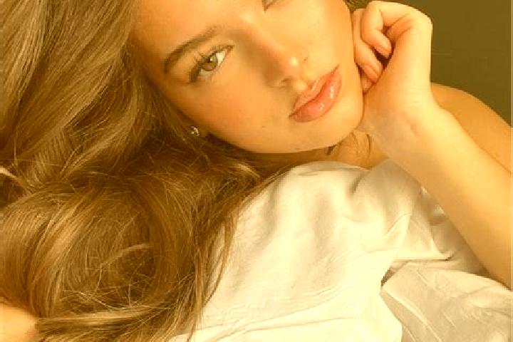 Ava, 31, a brunette hazel-eyed mediterranean companion based in Nogent-sur-Oise. Offering CIM, Overnight, BDSM, Massage, Striptease. Available for incall and...