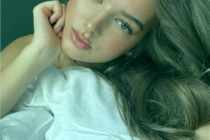 Ava, 31, a chestnut amber-eyed latina companion based in Khamcha-i. Offering Prostate Massage, Roleplay, 69, Deep French Kissing, GFE. Available for incall a...