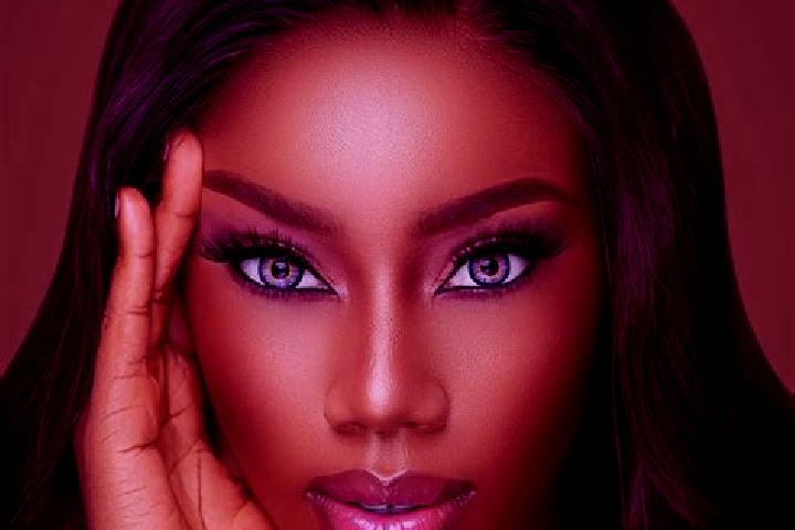 Ava, 31, a red blue-eyed ebony companion based in Medvedok. Offering Overnight, Roleplay, Girlfriend Experience. Available for incall and outcall, day and ev...