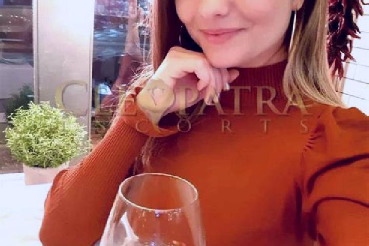 Ava, 31, a red dark-eyed caucasian companion based in Tumpang Satu. Offering Dinner Date, Duos, GFE, OWO. Available for incall and outcall, day and evening d...