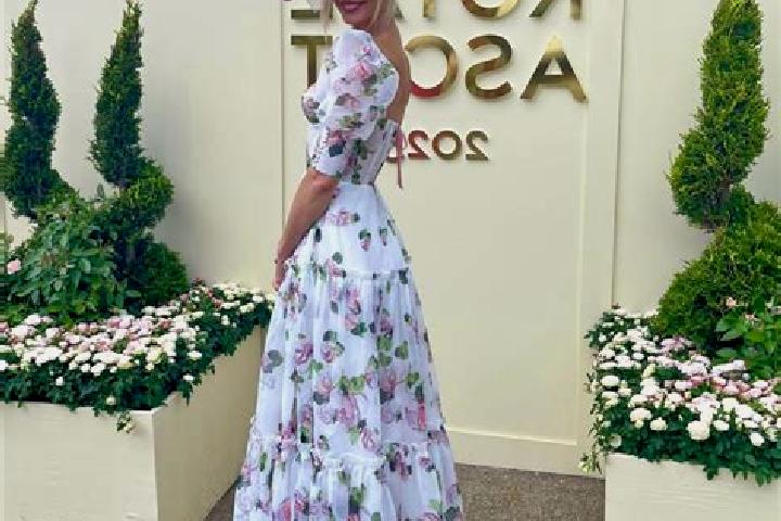 Ava, 31 — Escort in Ascot Park, Australia