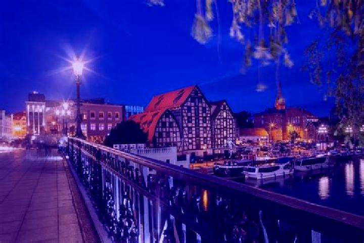 Ava, 31 — Escort in Kamienica Polska, Poland