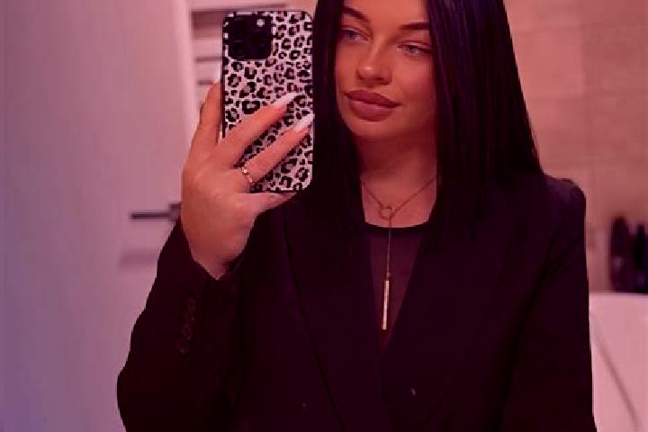 Ava, 31 — Escort in Medvedivtsi, Ukraine