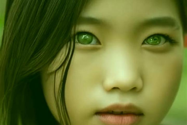 Ava, 32, a chestnut green-eyed asian companion based in Bokelrehm. Offering Overnight, 69, Roleplay. Available for incall and outcall, day and evening dates.