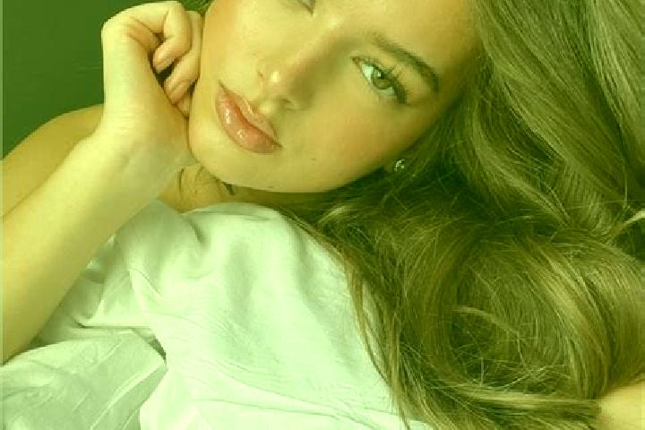 Ava, 32, a red hazel-eyed latina companion based in Elon. Offering 69, BDSM, Tantra, Deep French Kissing. Available for incall and outcall, day and evening d...