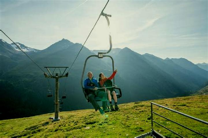 Ava, 32 — Escort in Annaberg im Lammertal, Austria