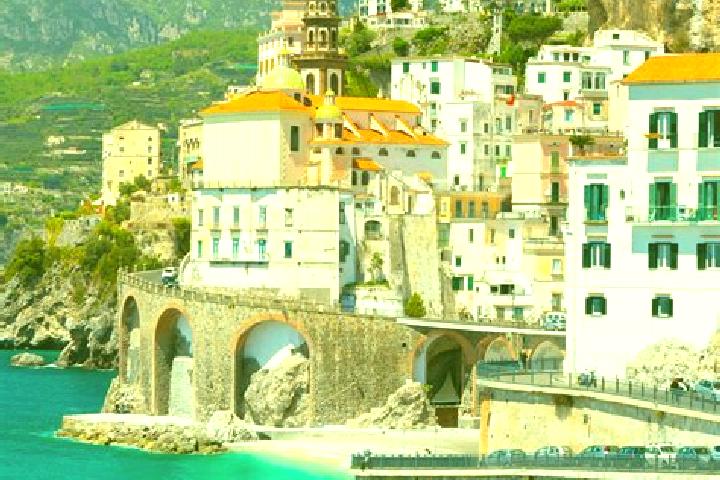 Ava, 32 — Escort in Bella, Italy