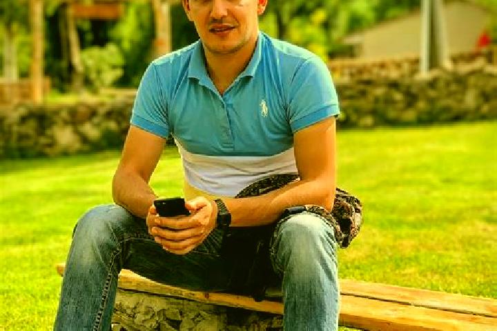 Ava, 32 — Escort in Ddmashen, Armenia
