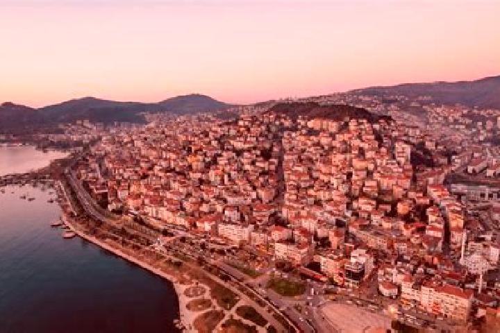 Ava, 32 — Escort in Eregli, Turkey