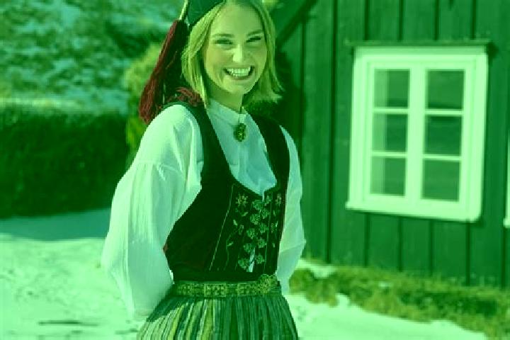 Ava, 32 — Escort in Gardabaer, Iceland
