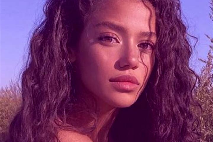 Ava, 33, a black blue-eyed latina companion based in Saint-Gabriel-Lalemant. Offering Party Girl, A-Level, Prostate Massage, Deep French Kissing, Erotic Mass...
