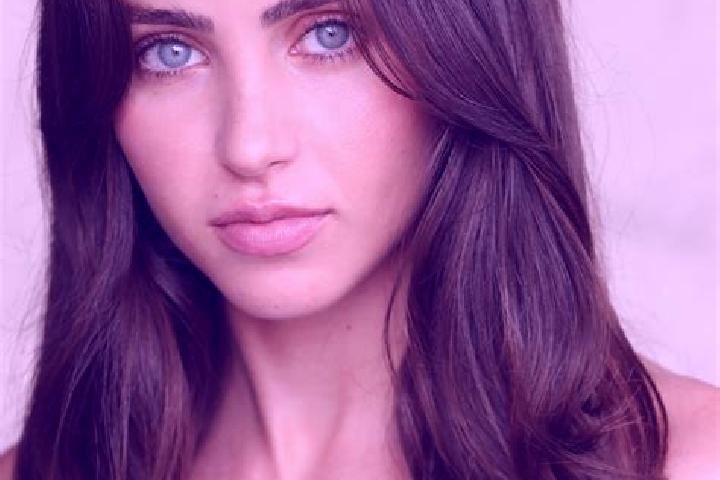 Ava, 33, a black brown-eyed middle eastern companion based in Draa Klalouche. Offering Tantra, Erotic Massage, Overnight. Available for incall and outcall, o...