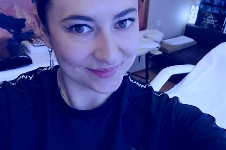 Ava, 33, a black grey-eyed mediterranean companion based in Winneba. Offering Roleplay, BDSM, Dinner Date, Girlfriend Experience, Overnight. Available for in...