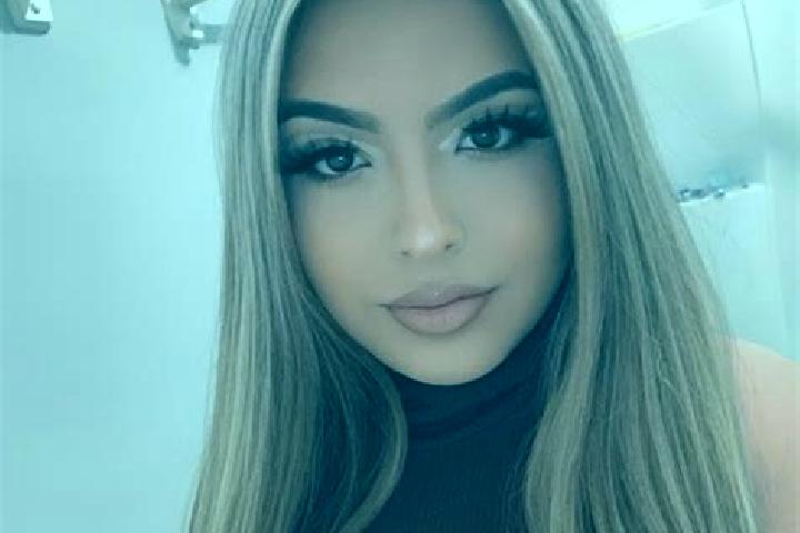 Ava, 33, a blonde brown-eyed latina companion based in Pedregal de San Francisco. Offering Duos, Domination, Dinner Date. Available for incall and outcall, o...
