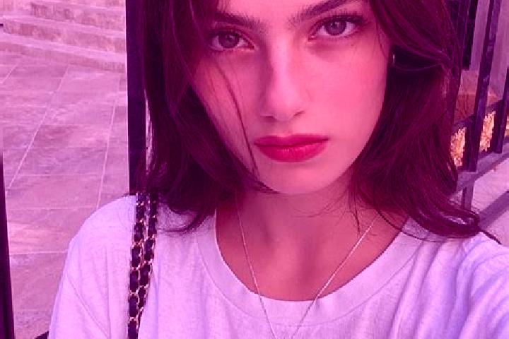 Ava, 33, a brunette amber-eyed ebony companion based in Comano. Offering Deep French Kissing, Party Girl, A-Level, OWO. Available for incall and outcall, ove...