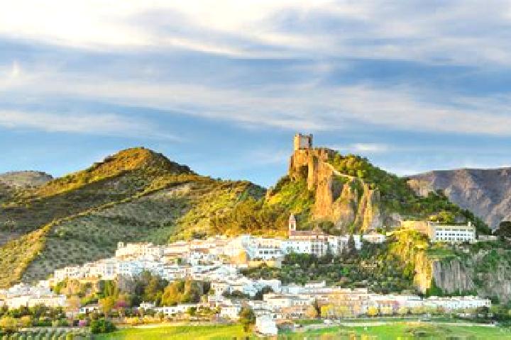 Ava, 33 — Escort in Cabezon de la Sierra, Spain