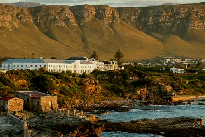 Ava, 33 — Escort in Hermanus, South Africa