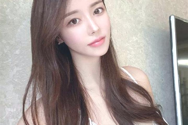 Ava, 33 — Escort in Nangen, South Korea