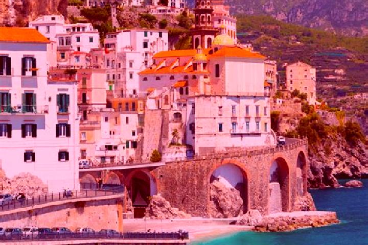Ava, 33 — Escort in Serrapetrona, Italy