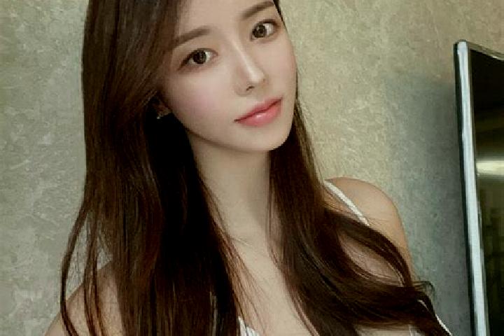 Ava, 33 — Escort in Shenliu, China
