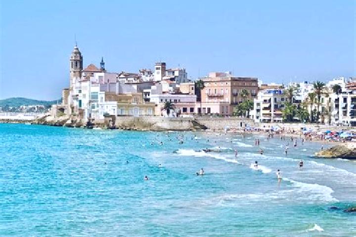 Ava, 33 — Escort in Sitges, Spain