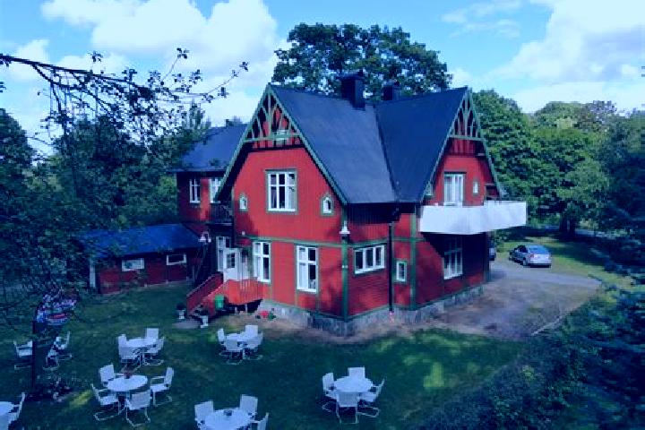 Ava, 33 — Escort in Soederbaerke, Sweden