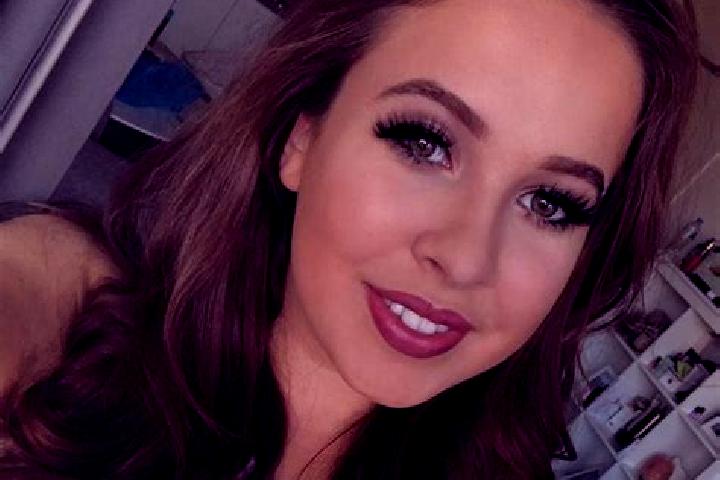 Ava, 34, a auburn dark-eyed caribbean companion based in Chouzy-sur-Cisse. Offering Couples, Domination, Girlfriend Experience, Massage, Overnight. Available...