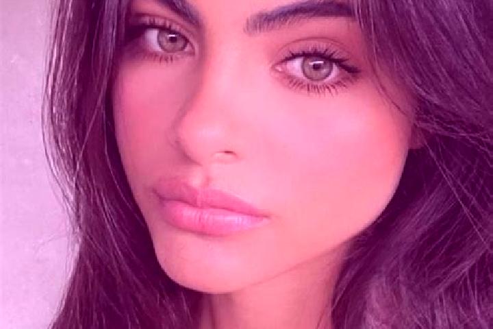 Ava, 34, a brunette green-eyed caucasian companion based in Waepitak. Offering Domination, 69, Dinner Date, Striptease. Available for incall and outcall, ove...