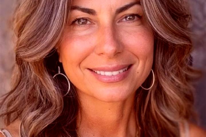 Ava, 34, a brunette grey-eyed mixed companion based in Taupiri. Offering CIM, Striptease, Erotic Massage. Available for incall and outcall, day and evening d...