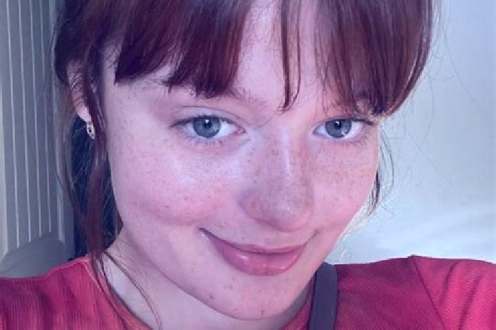 Ava, 34, a red green-eyed caucasian companion based in Tromsdalen. Offering Fetish, GFE, Dinner Date, Duos. Available for incall and outcall, day and evening...