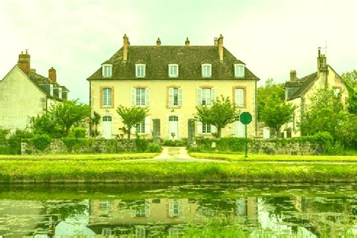 Ava, 34 — Escort in Nemours, France
