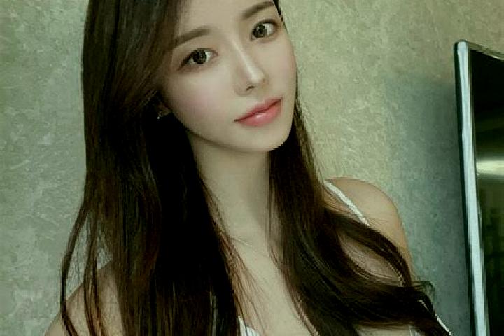 Ava, 34 — Escort in Tuofeng, China