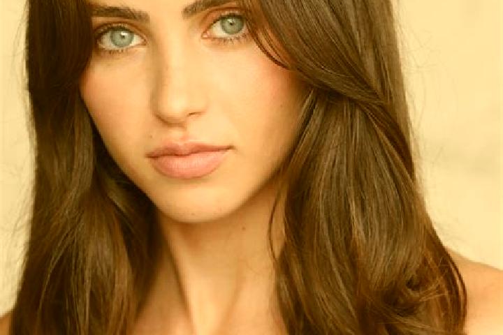 Ava, 35, a brunette brown-eyed mixed companion based in Zhuliang. Offering Striptease, Couples, Duos. Available for incall and outcall, day and evening dates.