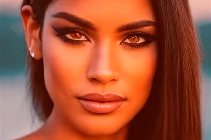 Ava, 35, a dark blonde brown-eyed latina companion based in Monasterio. Offering Girlfriend Experience, Domination, CIM, BDSM. Available for incall and outca...