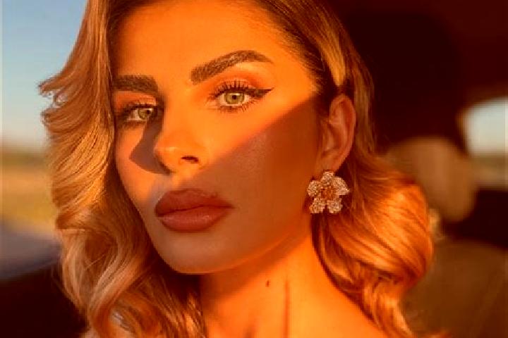 Ava, 35 — Escort in Babeni, Romania