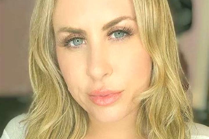 Ava, 35 — Escort in Lake Worth, United States