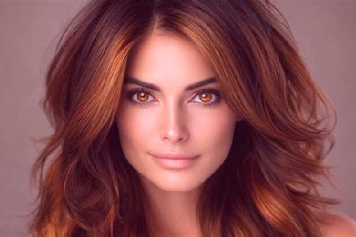 Ava, 36, a brunette hazel-eyed mediterranean companion based in La Curva. Offering 69, CIM, OWO, Striptease. Available for incall and outcall, day and evenin...